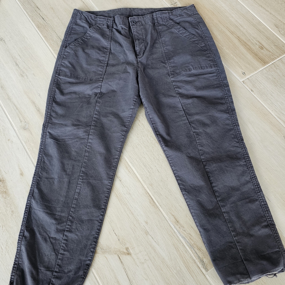 Women's Old Navy Dark Gray Raw Hem Ankle Length Chinos, Sz 16 - EUC